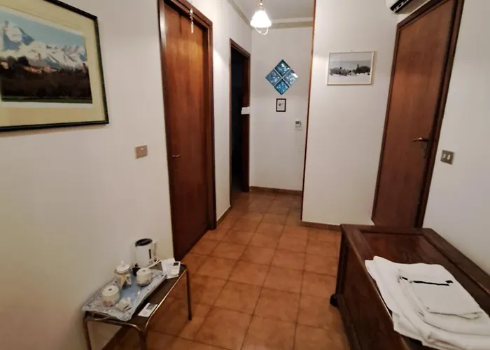 Frühstückspension La Casa Gialla Di Luca *