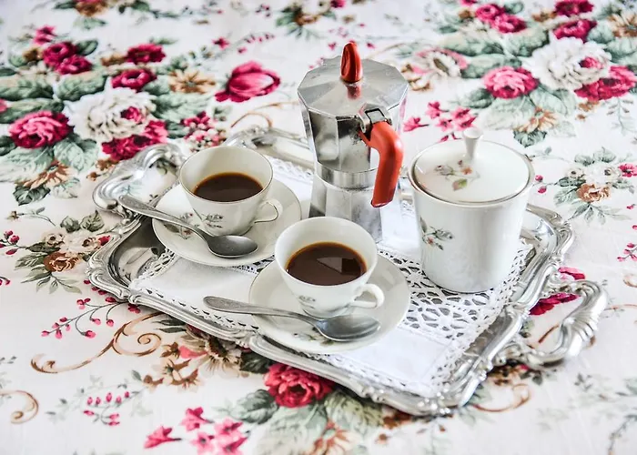 Couette-café La Casa Gialla Di Luca